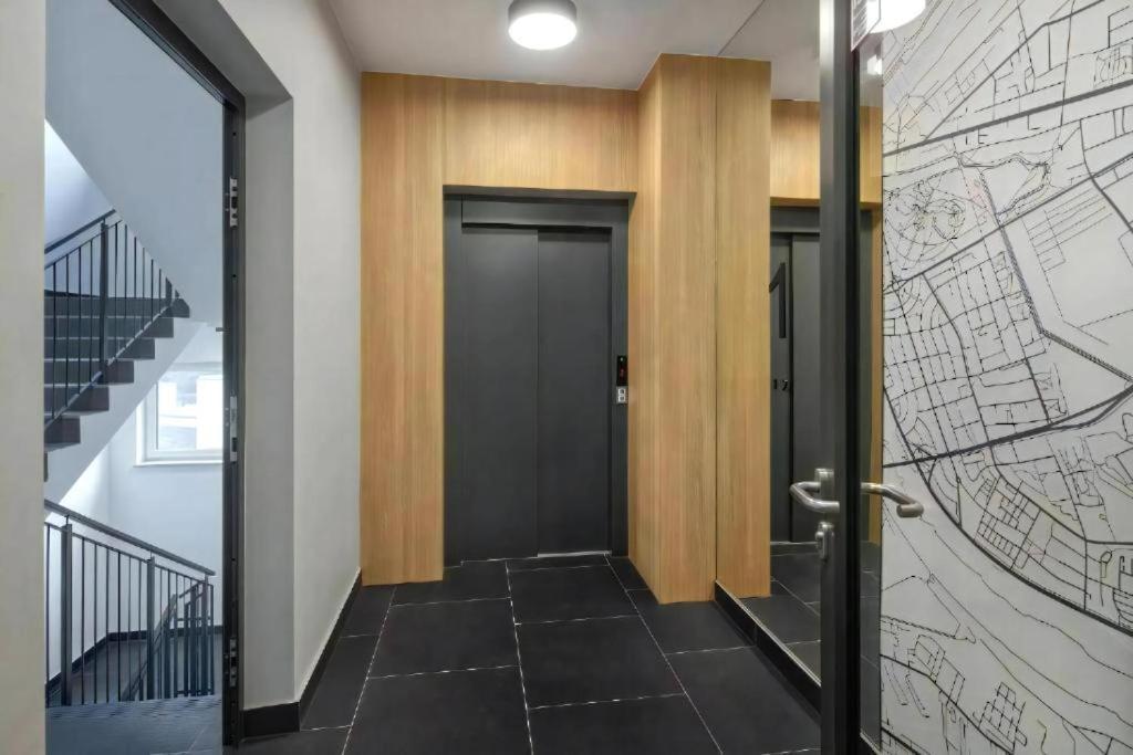 Wiktoryn 1 By Renter * Warszawa